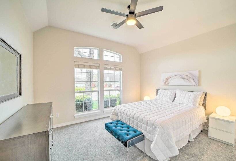 Pet Friendly Tulsa Escape W/ Private Hot Tub!