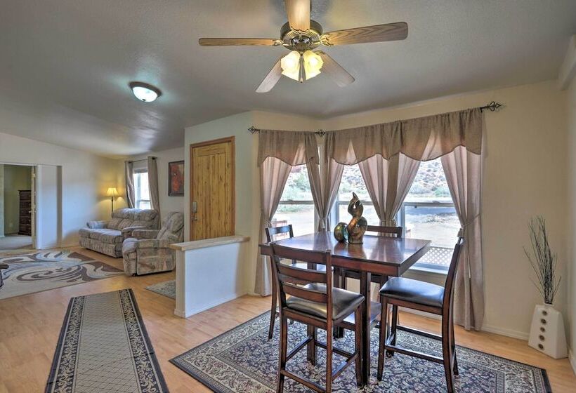 Red Rock Rambler  Moab Home W/ Hot Tub & Views!