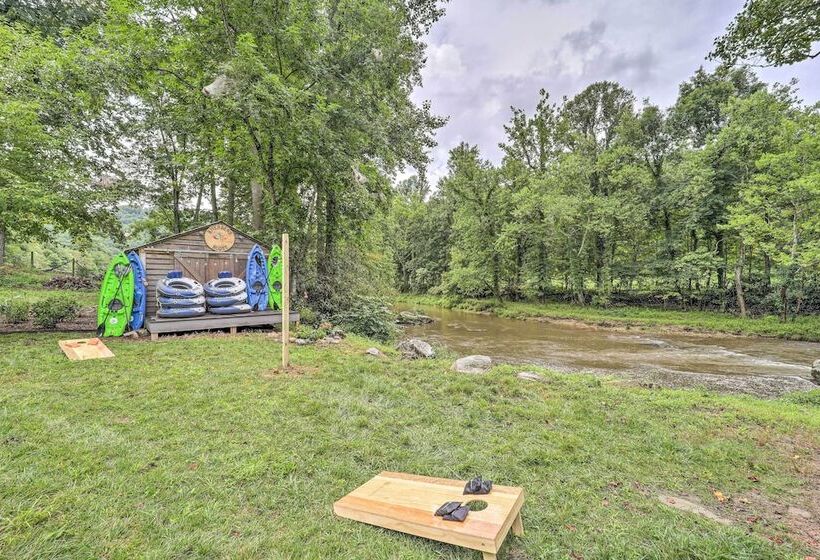 Riverfront Sugar Grove Home: Hot Tub & Views!