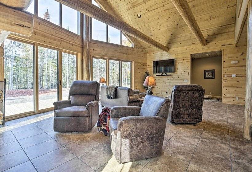 Spacious Hurley Home W/ Game Room Near Lakes
