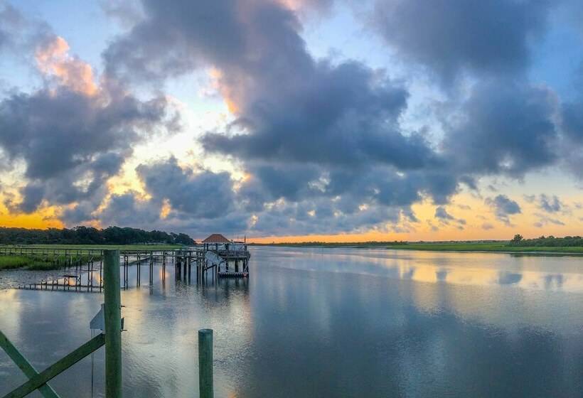 Waterfront Sunset Beach Escape W/ Dock & Golf View