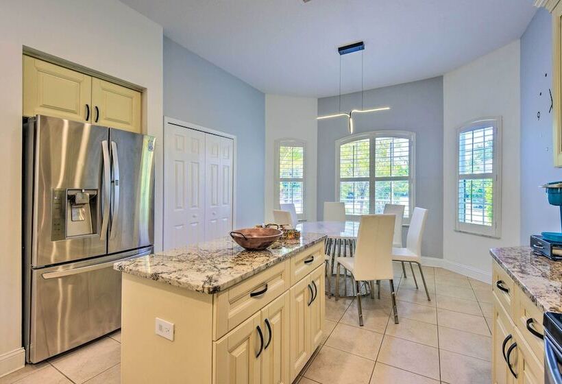 Sun Soaked Sarasota Oasis W/ Pool & Hot Tub!