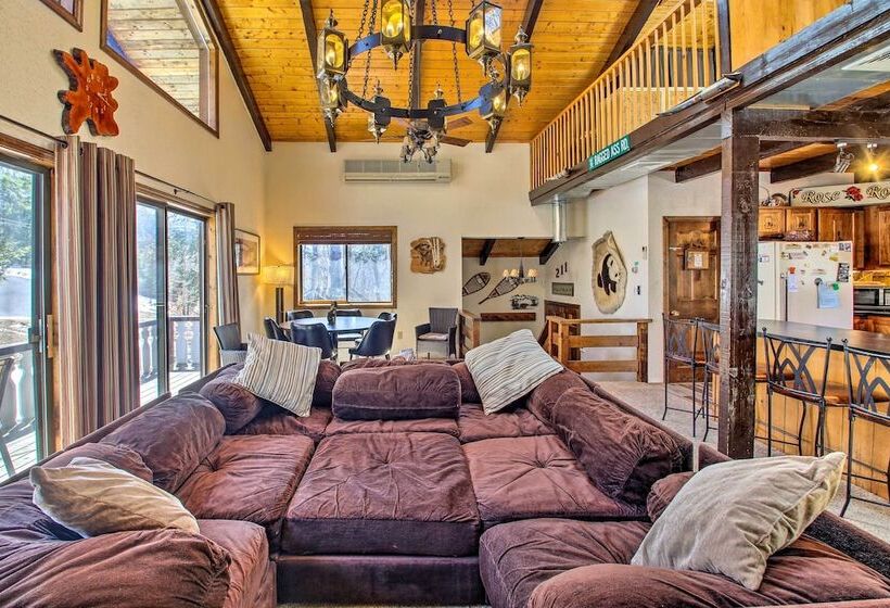 Swiss Style Chalet W/ Fireplace   Near Story Land!