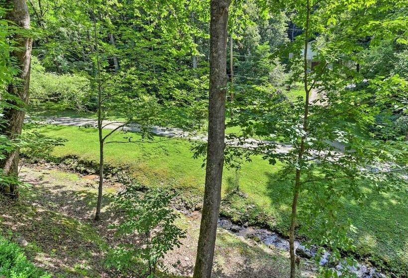 Smoky Mountain Cottage W/ Lanai & Mtn Views