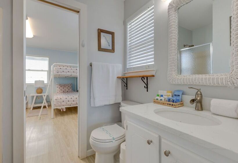 Waterfront Dauphin Island Home W/ Deck & Boat Dock