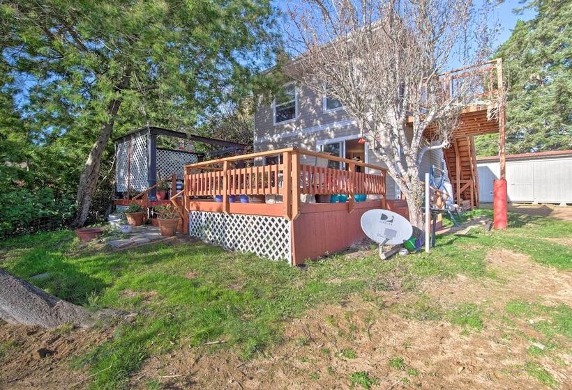 Waterfront North Bend Home: 9 Miles Into Town