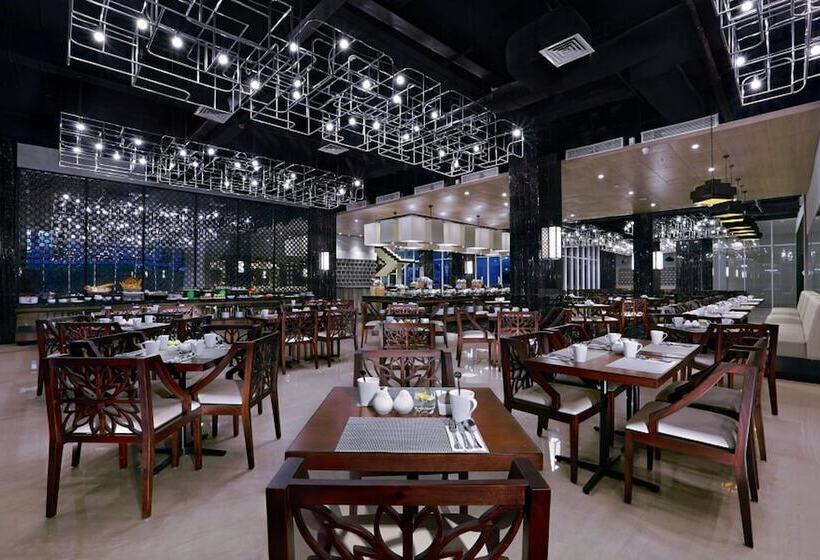 هتل Aston Pasteur