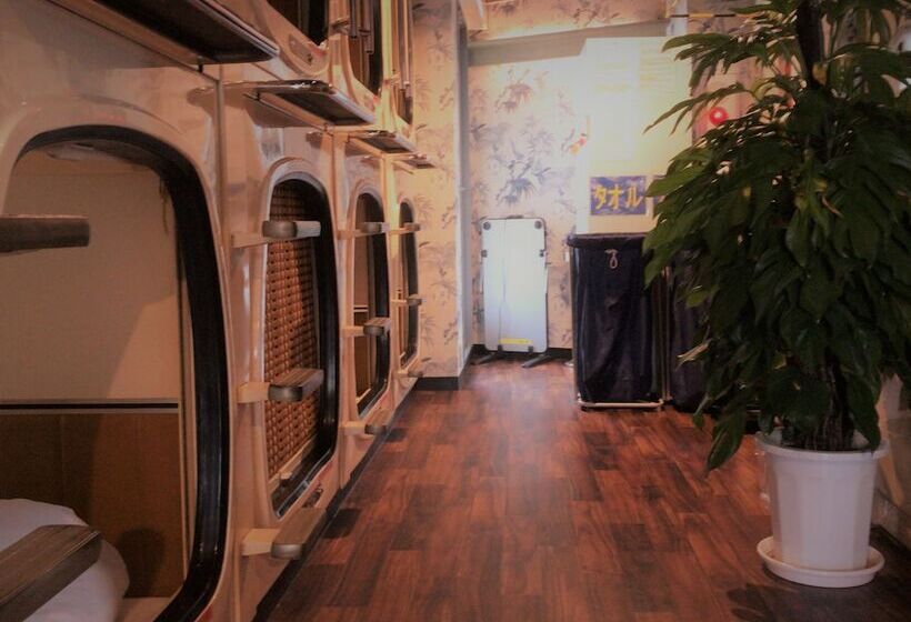 فنادق الكبسولة Capsule Inn Shimbashi  Men Only