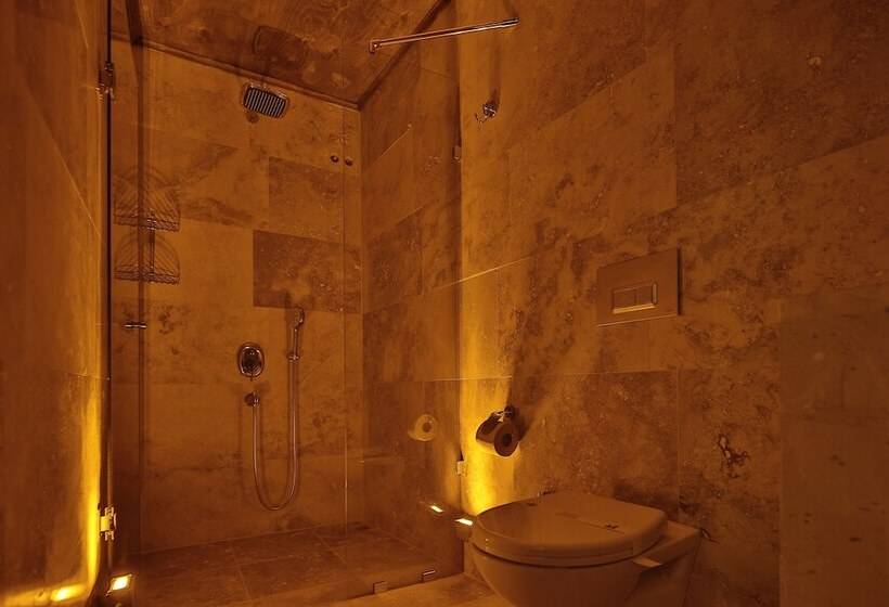 هتل Heaven Cave House   Razziya Evi