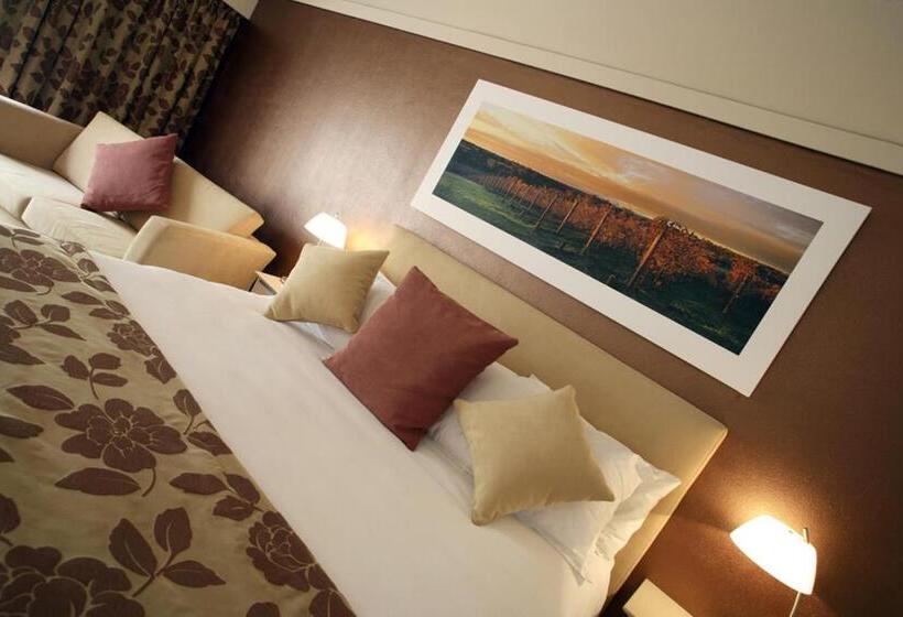 فندق Heritage Trail Lodge