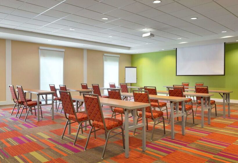 Отель Home2 Suites By Hilton Cartersville