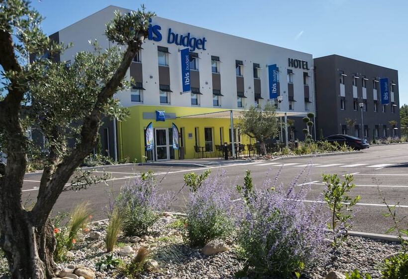 Отель Ibis Budget Porte De Camargue