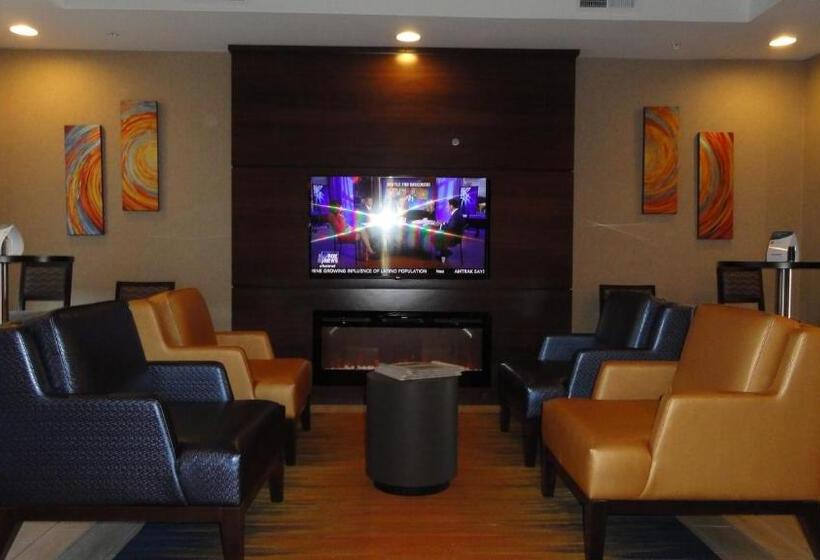هتل Mainstay Suites Midland