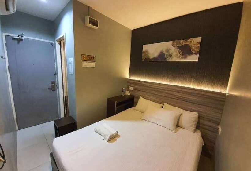 One Point Hotel   Rh Plaza