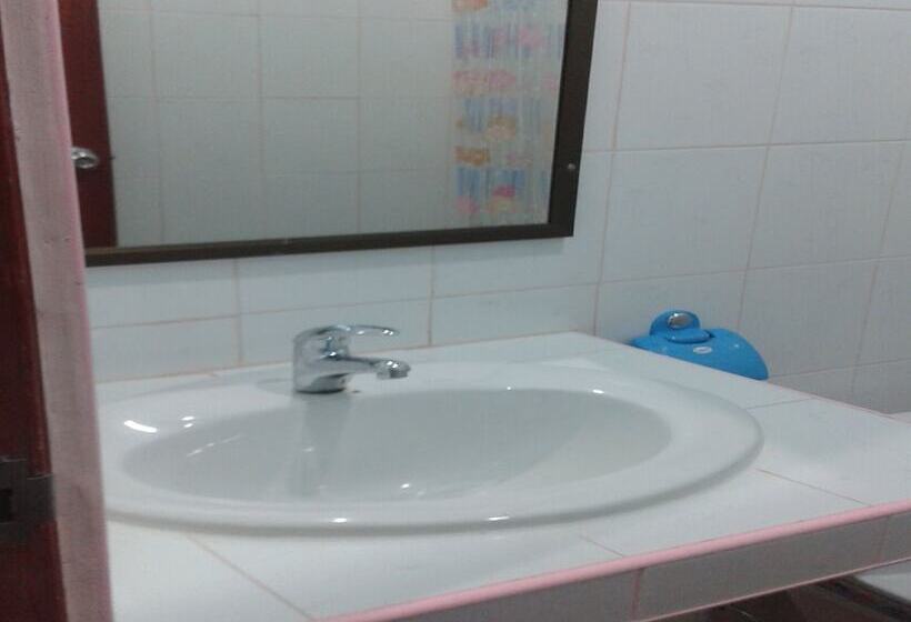 هتل Stella Resort Khanom