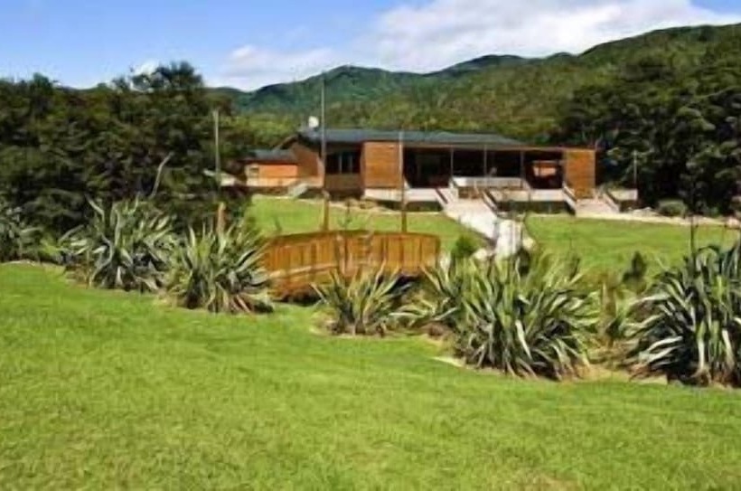 בית מלון כפרי Tangiaro Kiwi Retreat
