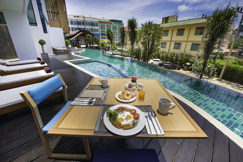 هتل The Lunar Patong