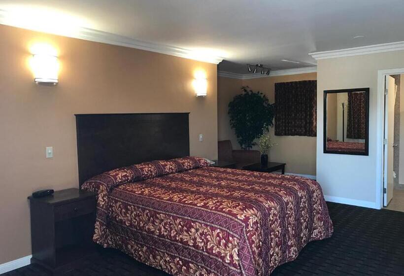汽车旅馆  Fullerton Lodge