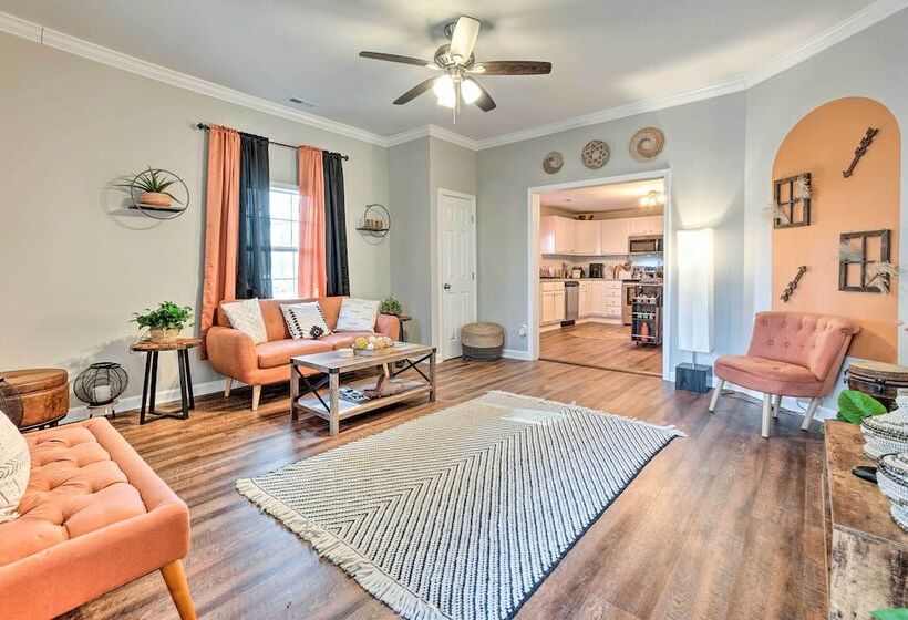 Charming Huntsville Home W/ Deck!