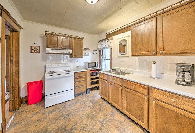 Charming Urbana Home Near Downtown!