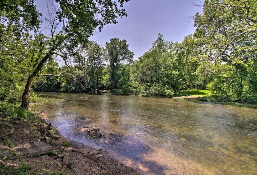 Cozy Cabin W/ Patio On Craig Creek: Pets Ok!