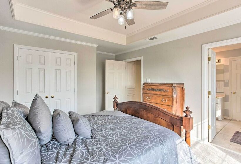 Elegant Plano Home W/ Private Outdoor Pool!
