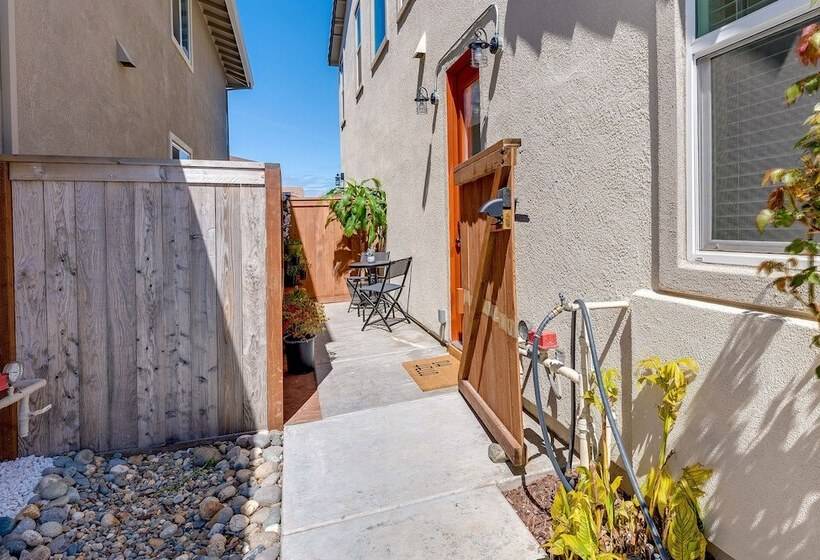 Elk Grove Studio W/ Private Patio: Walk To Casino!