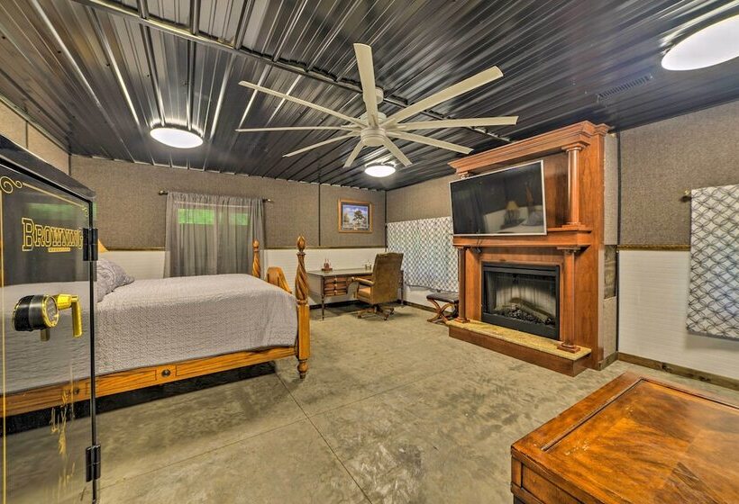 Family Leatherwood Resort Cabin W/ Fire Pit!