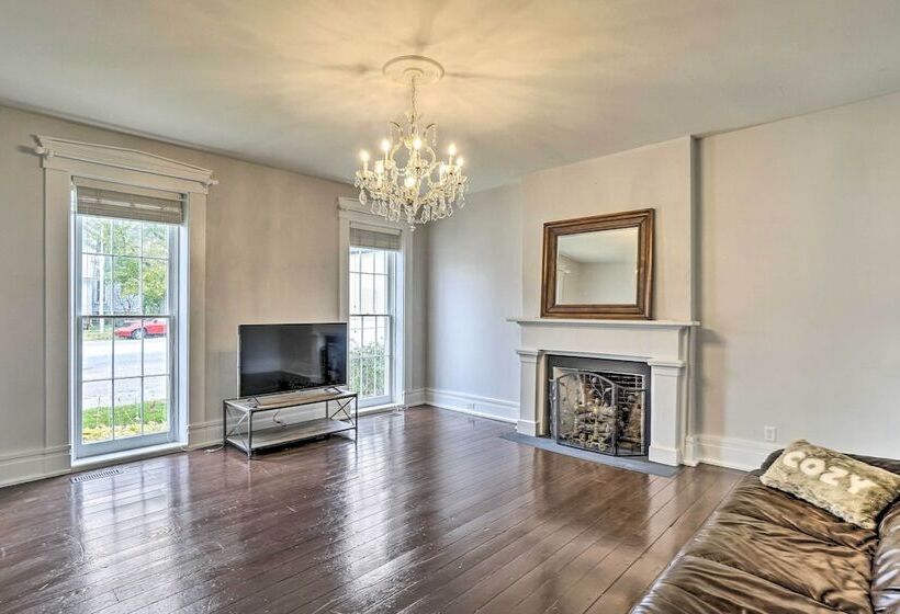Historic Troy Home Close To Shops W/ Fire Pit