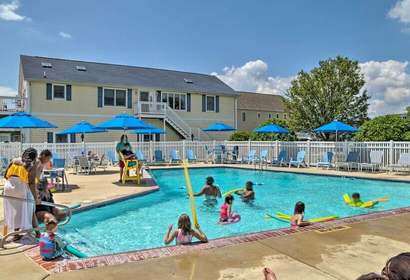 Lovely Fenwick Island Home W/ Fire Pit + Bay Views