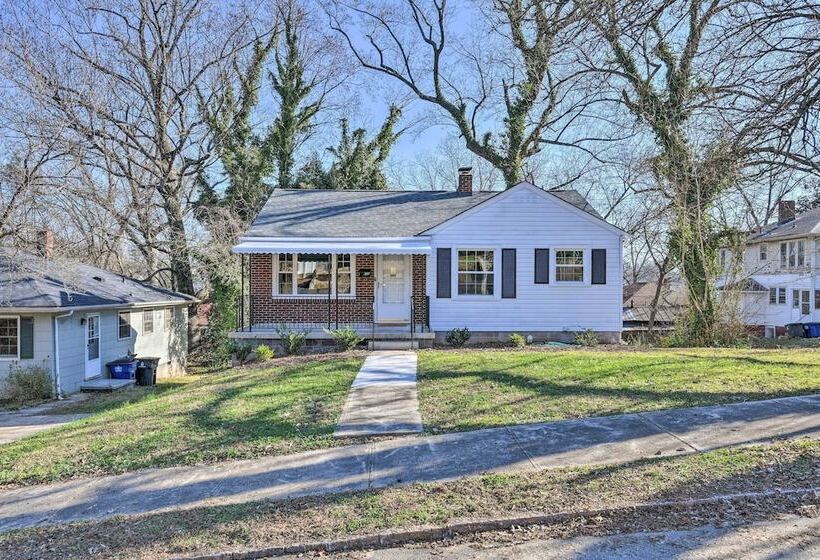 Mid Century Modern Cottage In Ardmore Area!