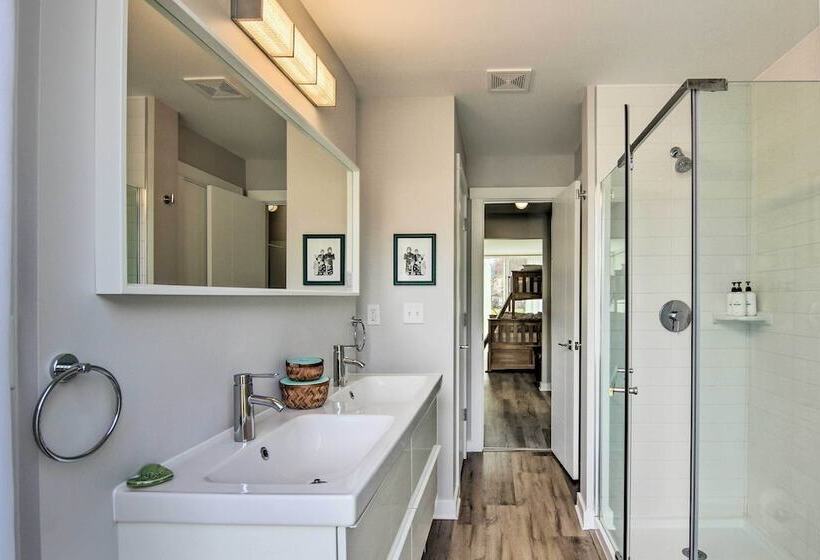 Old Fort Shipping Container House Near Trails