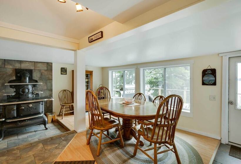 Peaceful Fisherman S Paradise W/ Deck + Fire Pit!