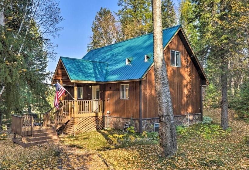 Riverfront Hungry Horse House With Large Deck!