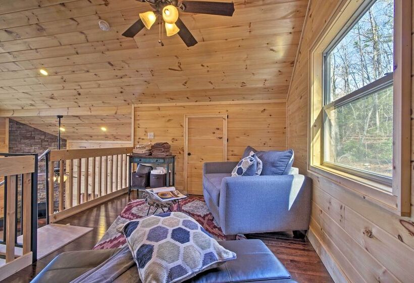 Scenic Cabin W/ Hot Tub   6 Mi To Polar Express!