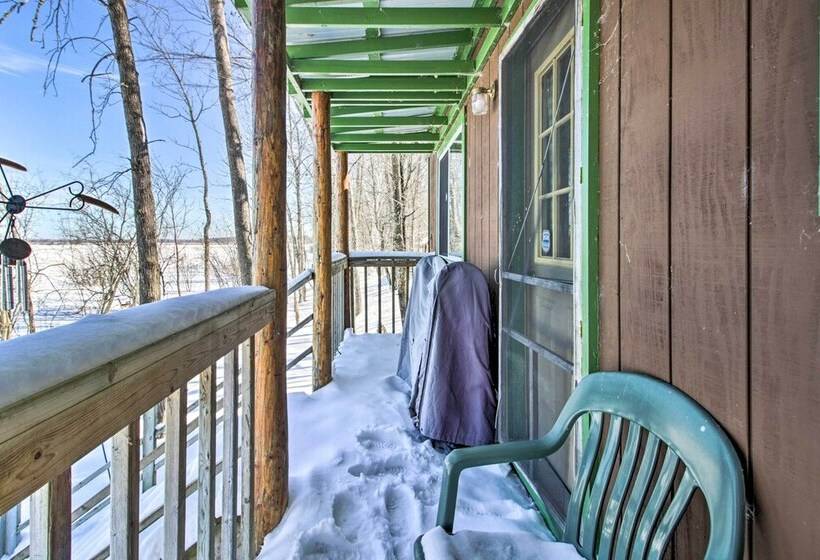 Secluded Remer Cabin W/ Lake Access!