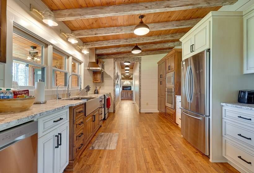 Spacious Alabama Retreat   Deck, Grill & Fire Pit!