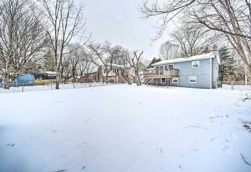 Updated Home In The Heart Of Saratoga Springs