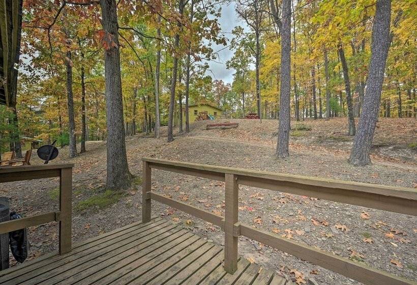 Wyatt Earp Cabin  W/ Deck, 1 Mi To Raystown Lake!