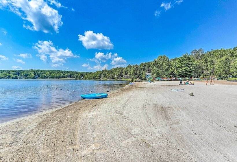 Arrowhead Lake Home W/ Hot Tub, 12 Mi To Ski!