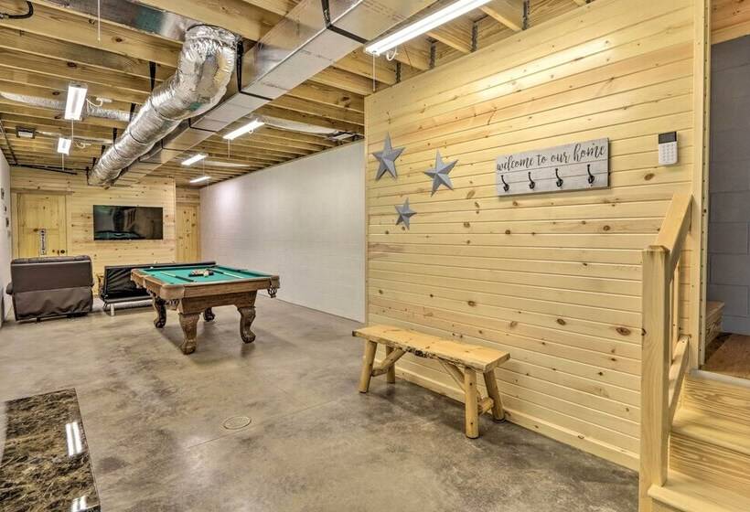 Clover Cabin  W/ Hot Tub+deck In Hocking Hills!