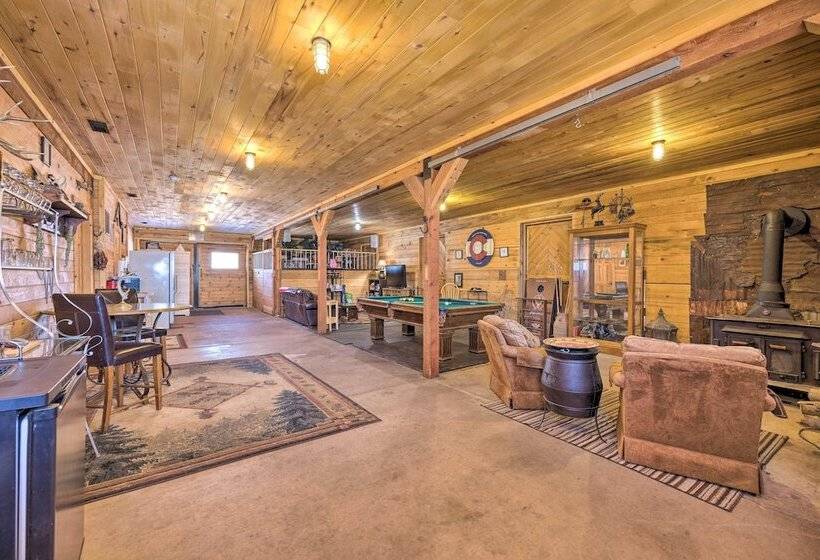 Cozy Cripple Creek Cabin W/ Mountain Views!