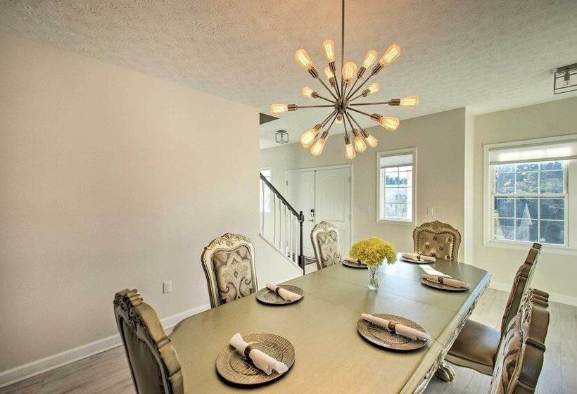 Harrisonburg Retreat W/ Hot Tub ~ 2 Mi To Jmu