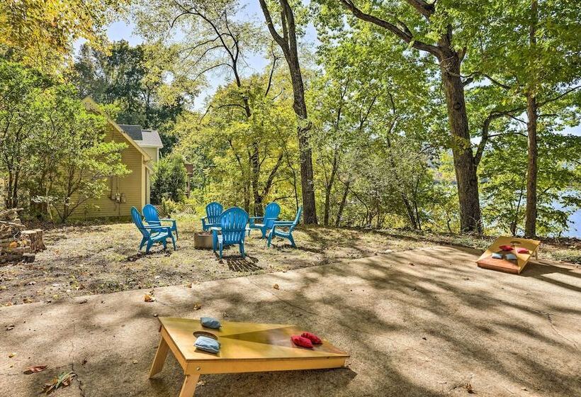 Ideal Chickamauga Lake Home + Dock & Fire Pit