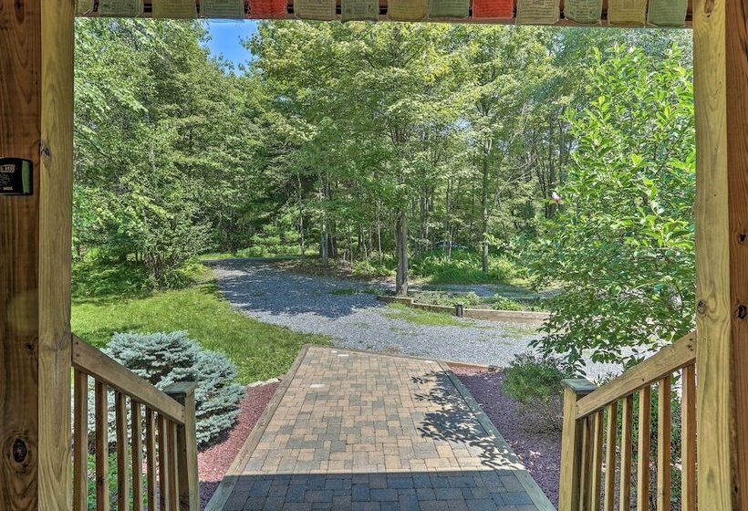Palmerton Cabin W/game Room ~5 Mi To Blue Mtn