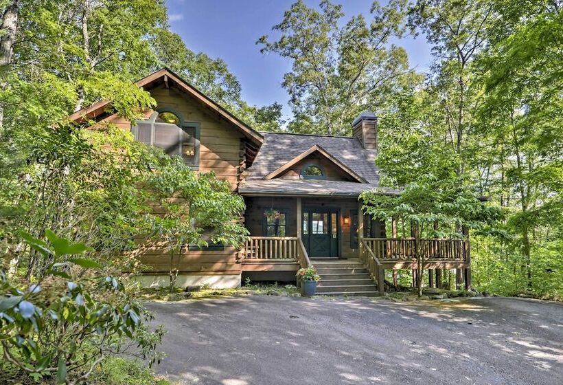 Private Sapphire Valley Resort Cabin W/ Mtn Views!