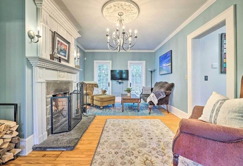 Restored Victorian Home   Walk To Downtown Hawley!