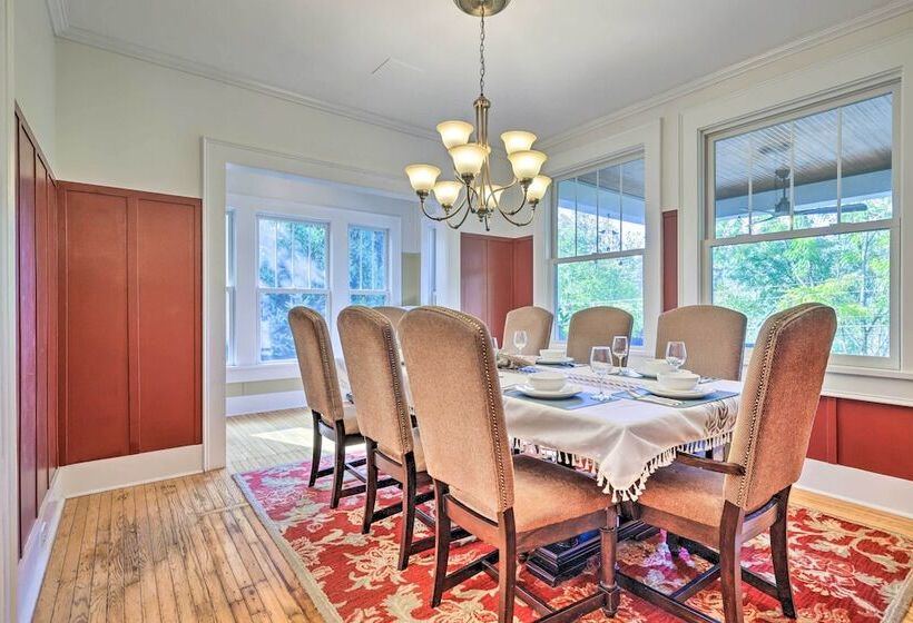 Restored Victorian Home   Walk To Downtown Hawley!