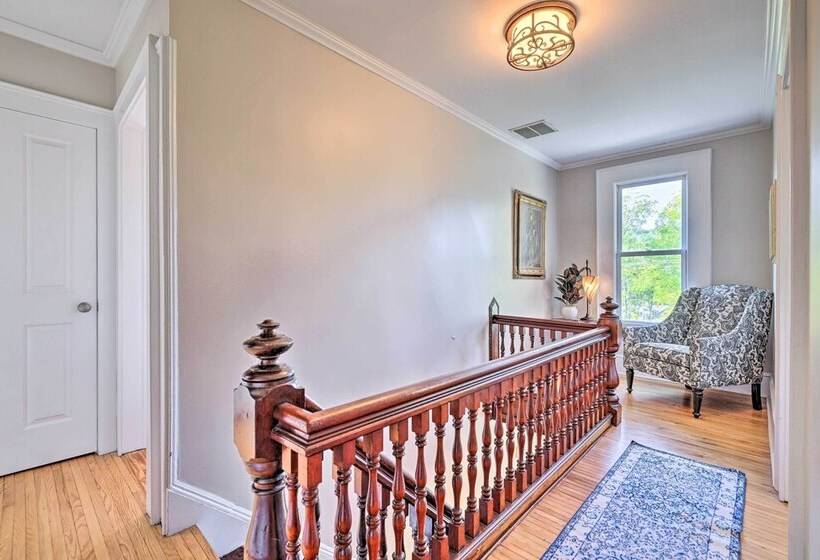 Restored Victorian Home   Walk To Downtown Hawley!