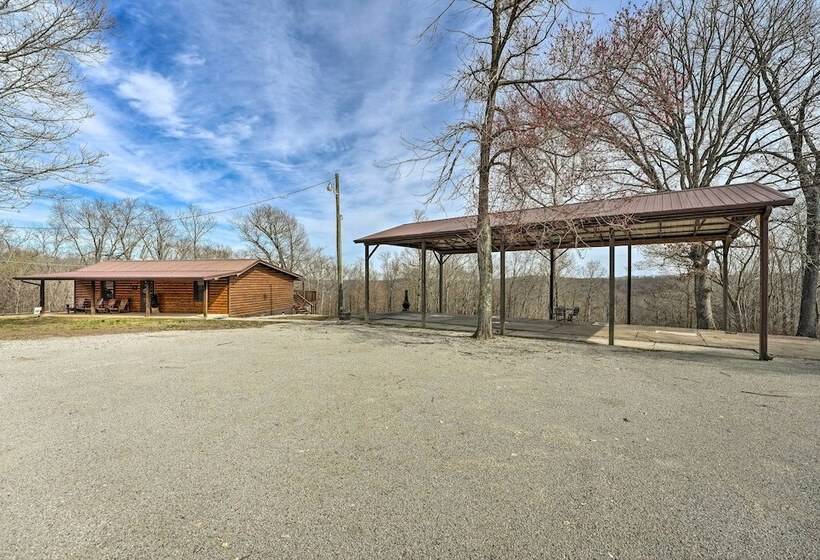 Rustic Cabin In Roaring River State Park!